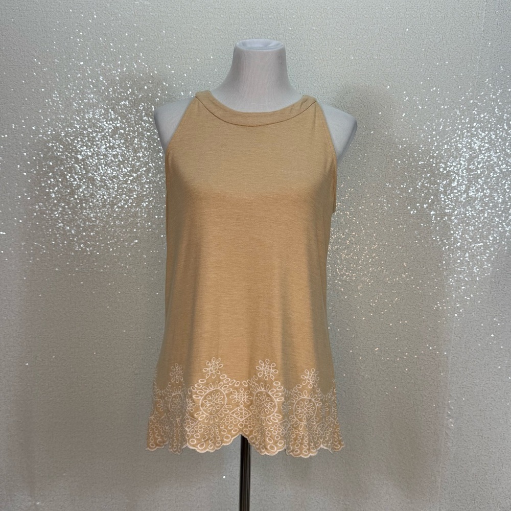 Adrianna Papell Tan Sleeveless Tunic Top Embroidered Scallop Hem Keyhole Back M - Picture 10 of 12